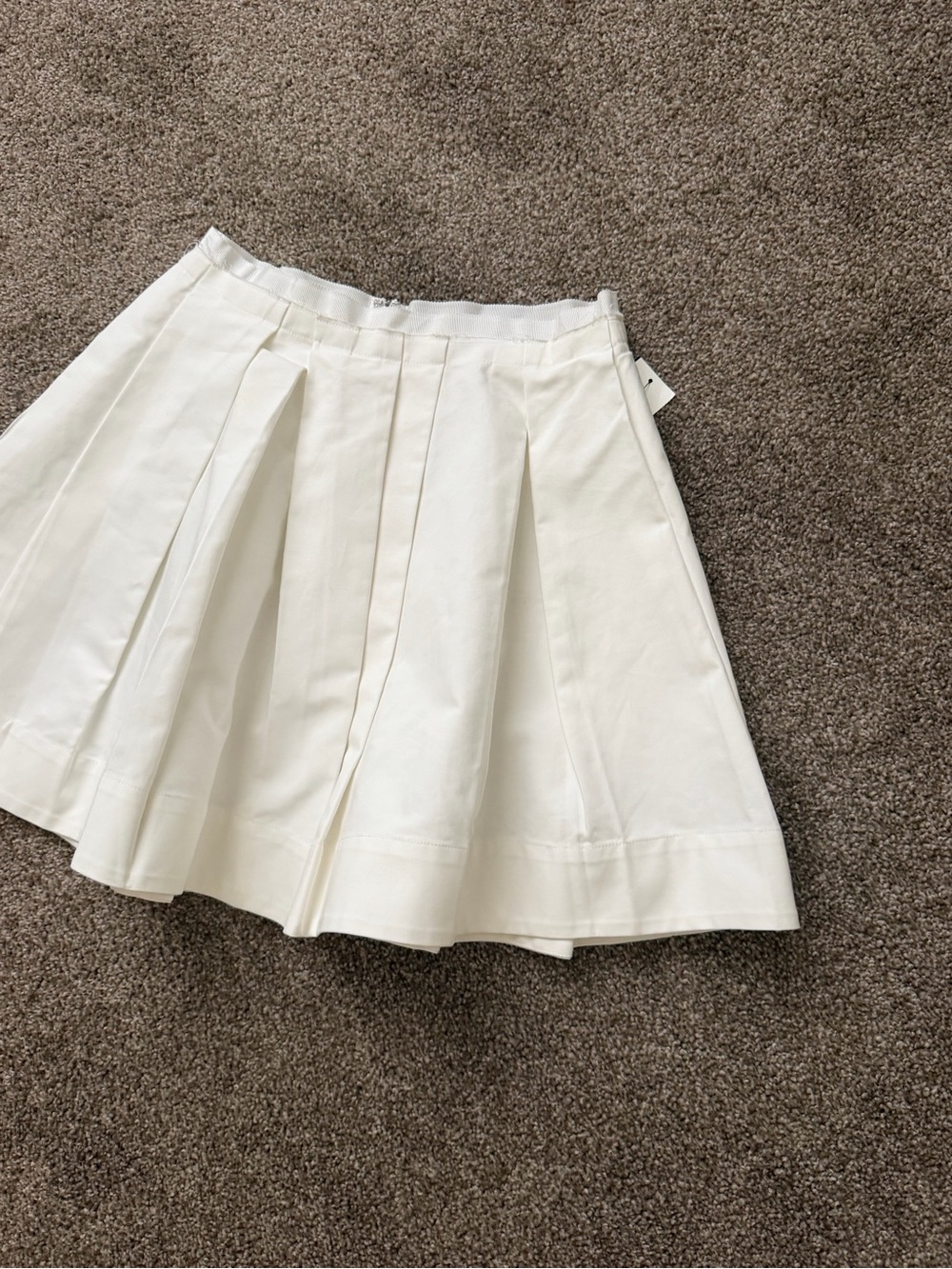 Astr White Pleated Mini Skirt - Picture 6 of 9